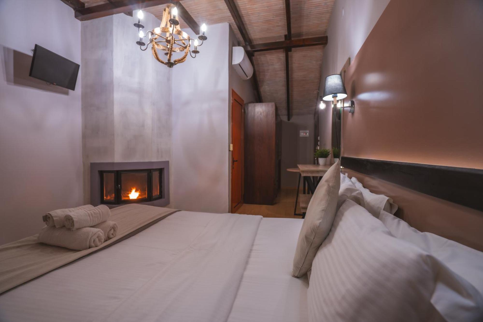 Alkyonis Hotel & Spa Káto Loutrákion Habitación foto